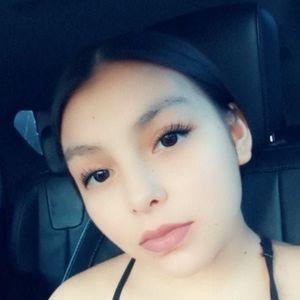 Meet your Posher, Thalia